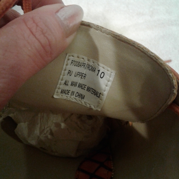 Hugo Vitelli orange dress shoes - Picture 2 of 6